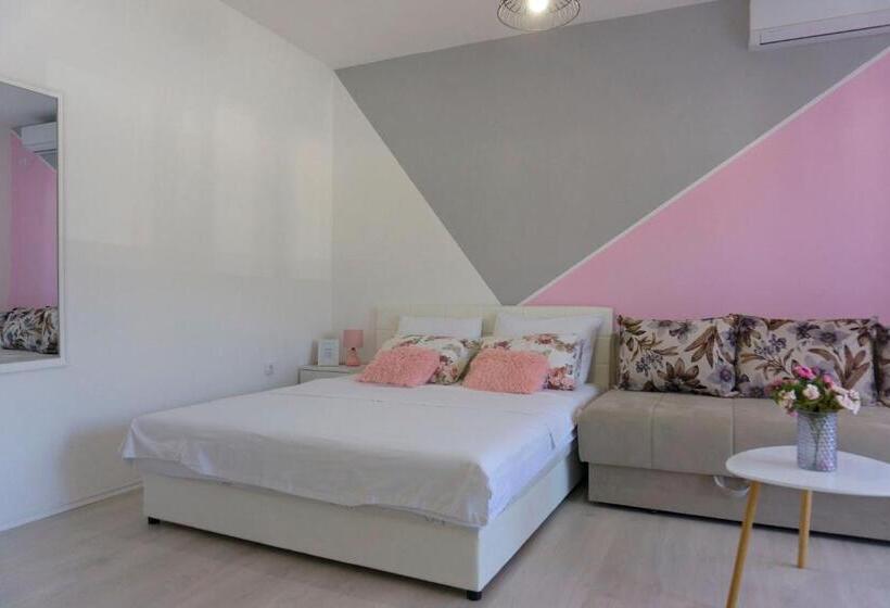 آپارتمان 1 خوابه با تراس, Apartmani Ogi 1