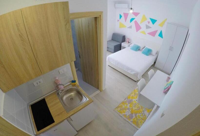استودیوی استاندارد, Apartmani Ogi 1