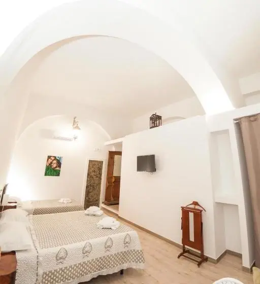 コンフォートトリプルルーム, Casa Galione