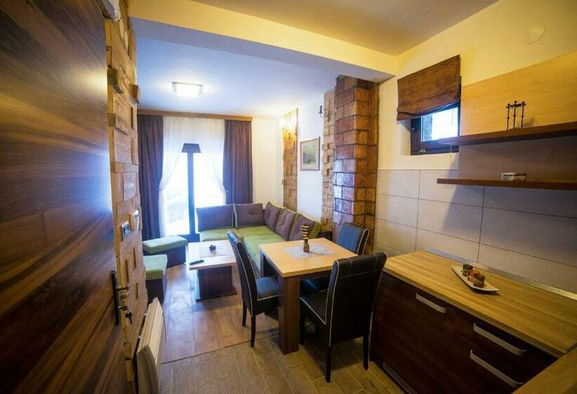 اتاق لوکس, Drugarska Prica Lana