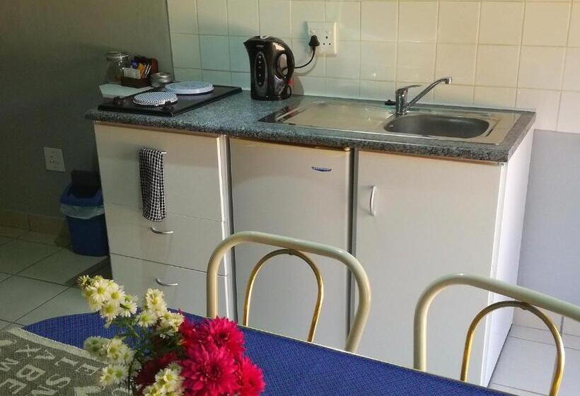 جناح, Gypsy Guest House Clarens