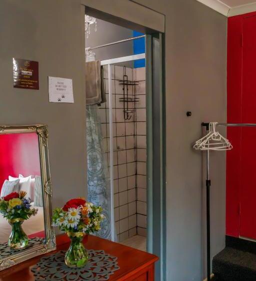 جناح, Gypsy Guest House Clarens