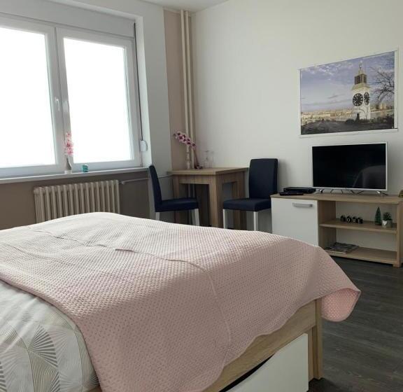 سوییت, Post Apartmani A 1