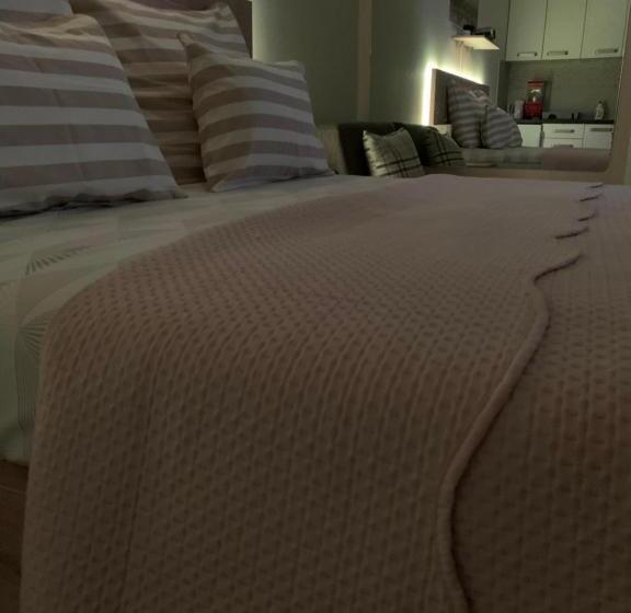 سوییت, Post Apartmani A 1