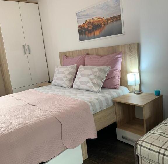 سوئیت با تخت بزرگ, Post Apartmani A 1