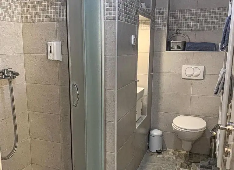 استودیو استاندارد با تخت کینگ, Post Apartmani A 1
