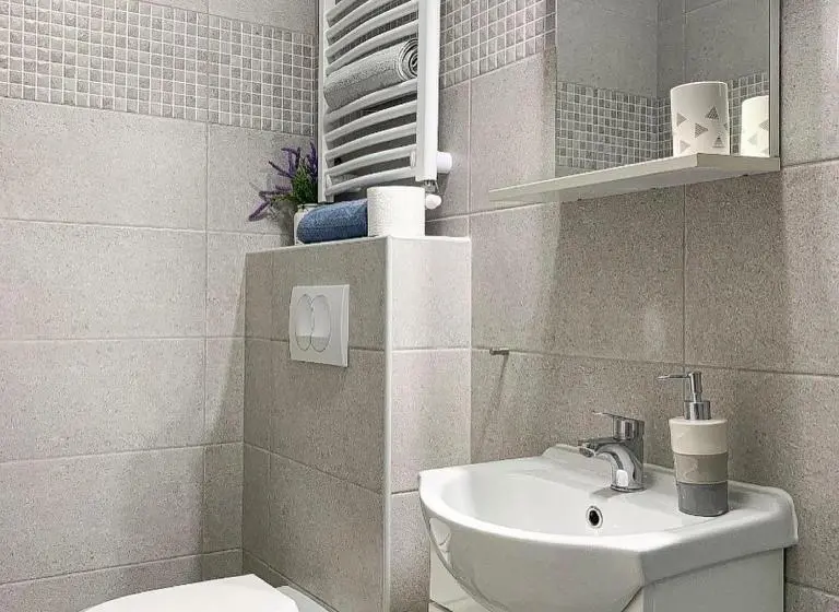 سوئیت با تخت بزرگ, Post Apartmani A 1