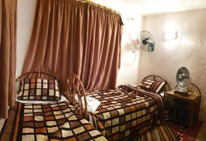 اتاق سوپریور یک تخته, The Orient Home