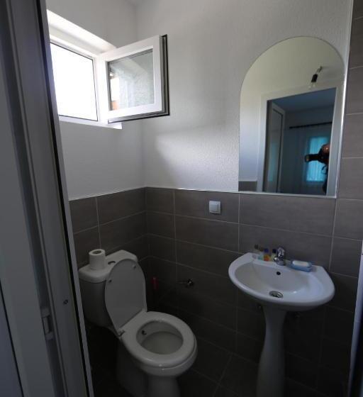 اتاق لوکس, Villa Rita