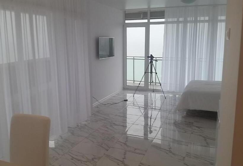 استودیو لوکس با چشم‌انداز دریا, Pure Wellness Sea View Beluga & Dolphin Luxury Hotel Apartments