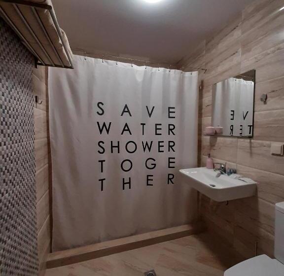 테라스가 있는 2 베드룸 아파트, Vesta Riviera   Free Parking