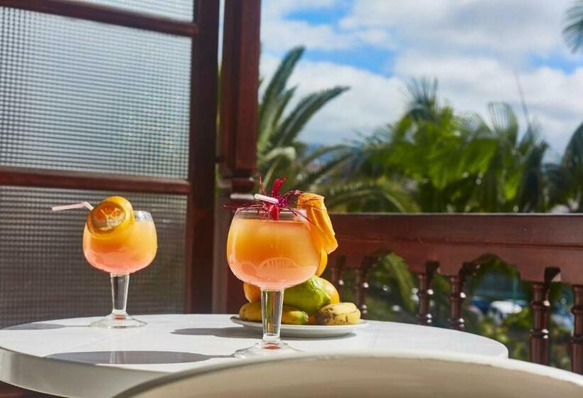 プールビュースタンダードステューディオ, Coral Teide Mar