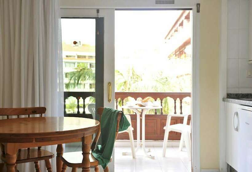 プールビュースタンダードステューディオ, Coral Teide Mar