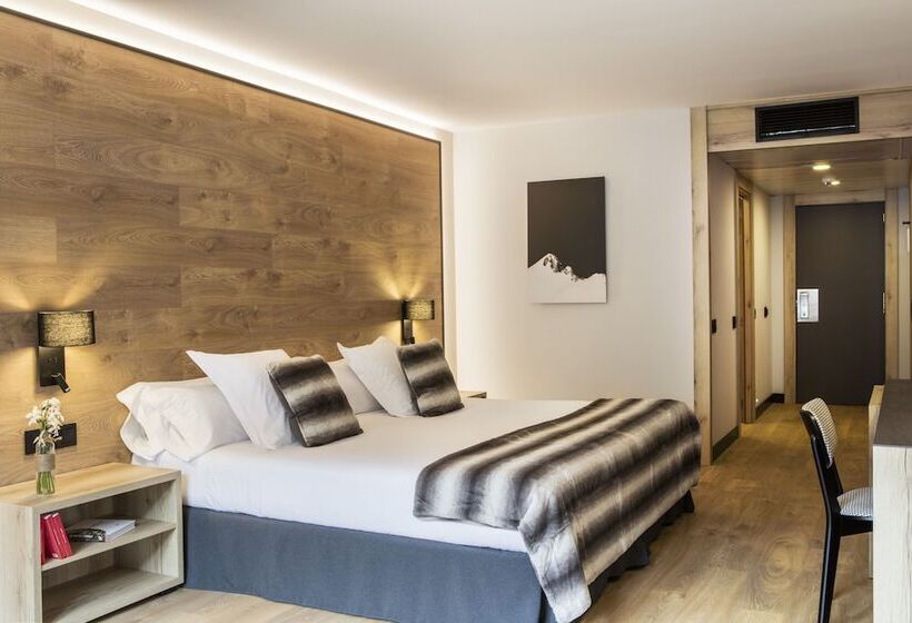 اتاق استاندارد, Acta Art