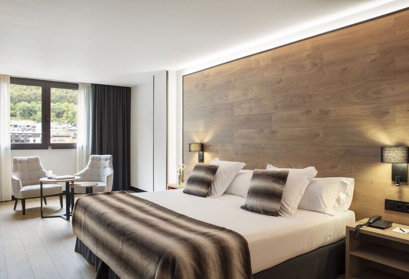 اتاق استاندارد, Acta Art