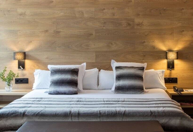 سوییت, Acta Art