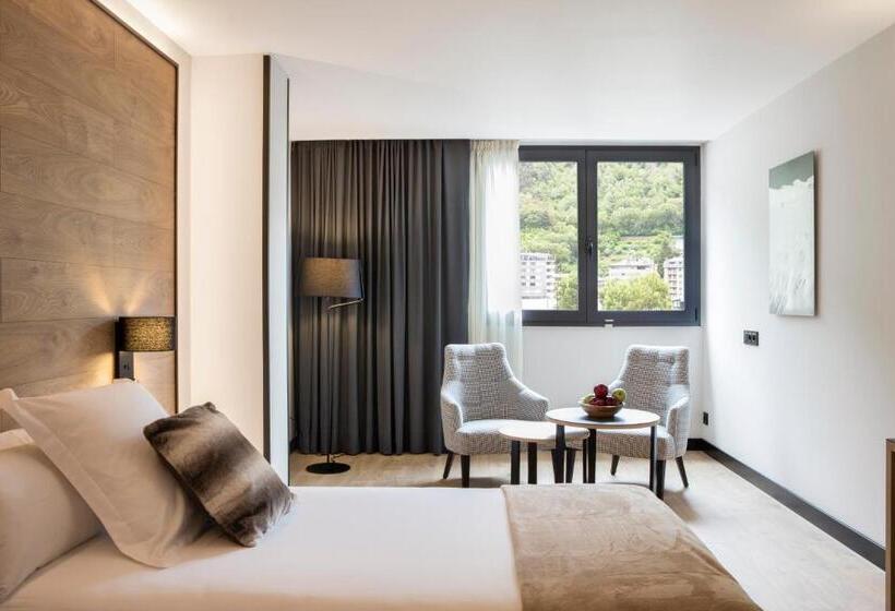 اتاق استاندارد, Acta Art