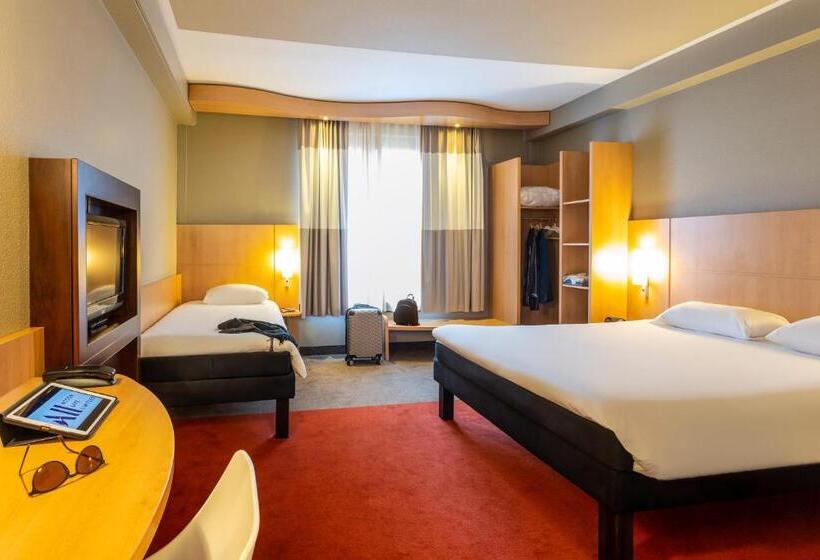 Standaard Driepersoonskamer, Ibis Hotel Brussels Centre Gare Du Midi