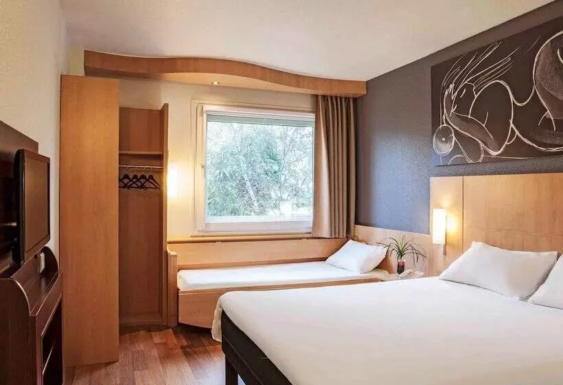 Standard-huone, Ibis Cornella