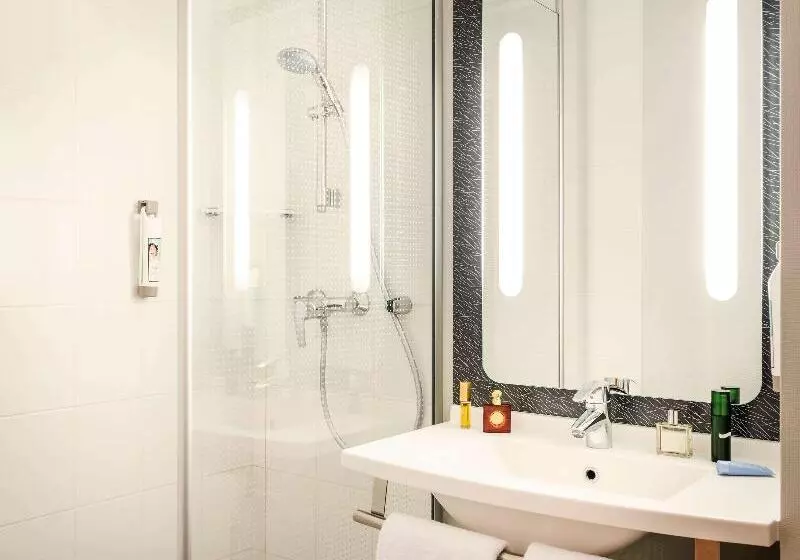 اتاق استاندارد, Ibis Paris 17 Clichybatignolles