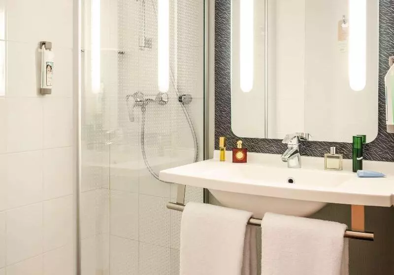 اتاق استاندارد با تخت دوبل, Ibis Paris 17 Clichybatignolles