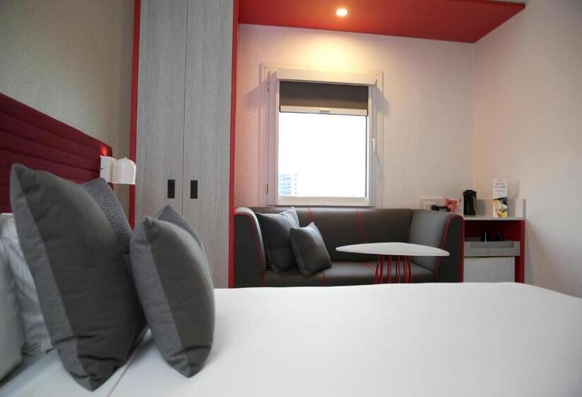 اتاق سوپریور با تخت بزرگ, Ibis Sydney Airport