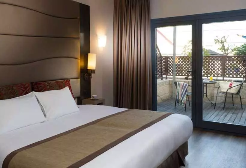 バルコニー付きスーペリアルーム, Leonardo Hotel Jerusalem