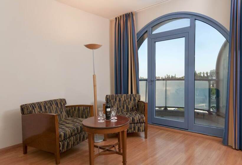 Семейный Номер, Leonardo Hotel Jerusalem