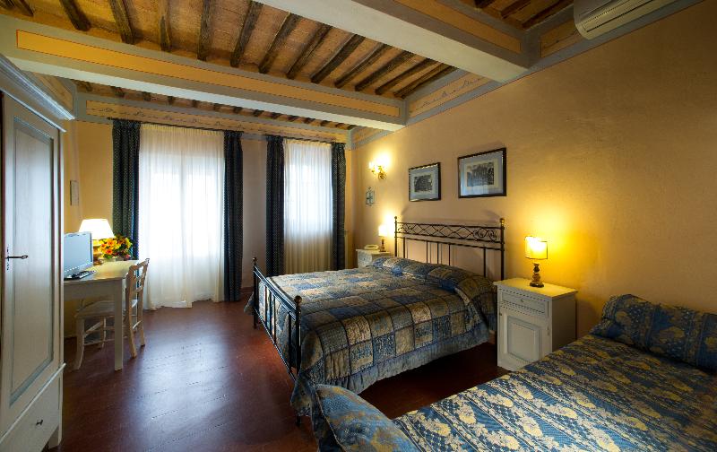 اتاق راحتی, Palazzo Di Valli