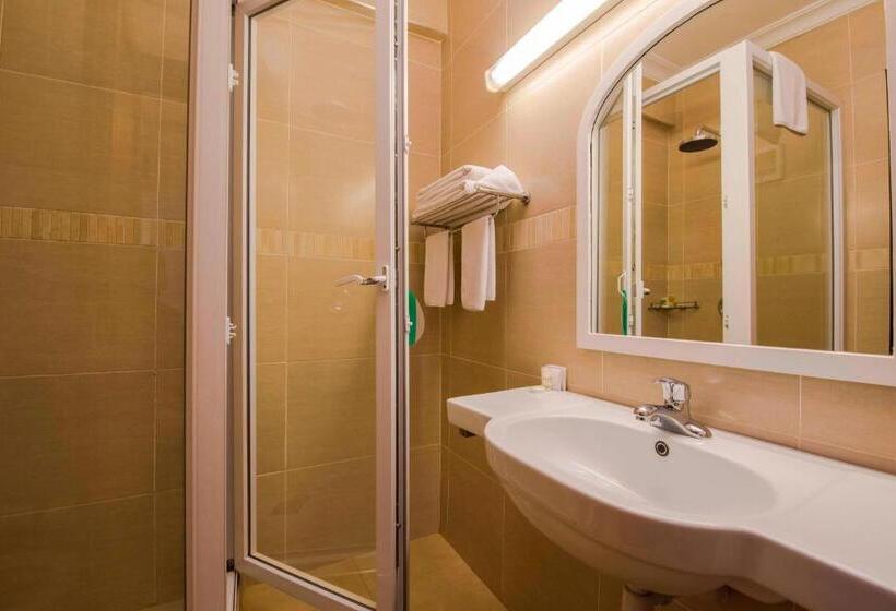اتاق استاندارد با چشم‌انداز باغ, Protea Hotel By Marriott Dar Es Salaam Courtyard