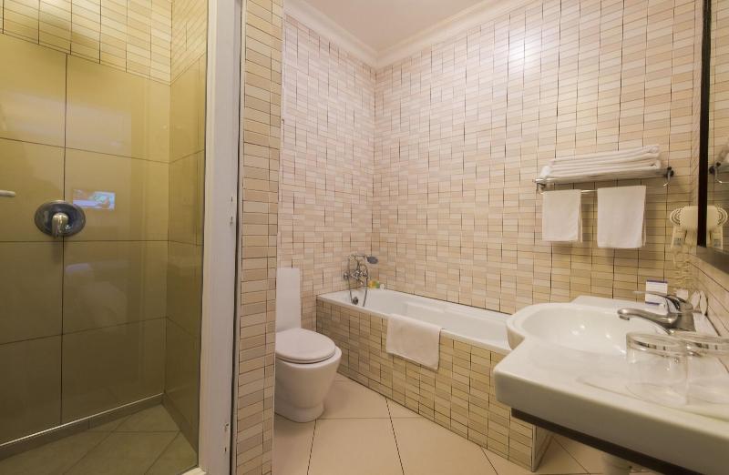 اتاق استاندارد با چشم‌انداز باغ, Protea Hotel By Marriott Dar Es Salaam Courtyard