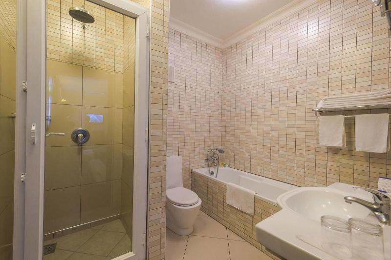 اتاق استاندارد با چشم‌انداز باغ, Protea Hotel By Marriott Dar Es Salaam Courtyard