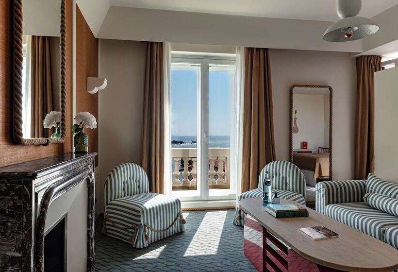 سوییت جونیور با چشمانداز دریا, Regina Experimental Biarritz