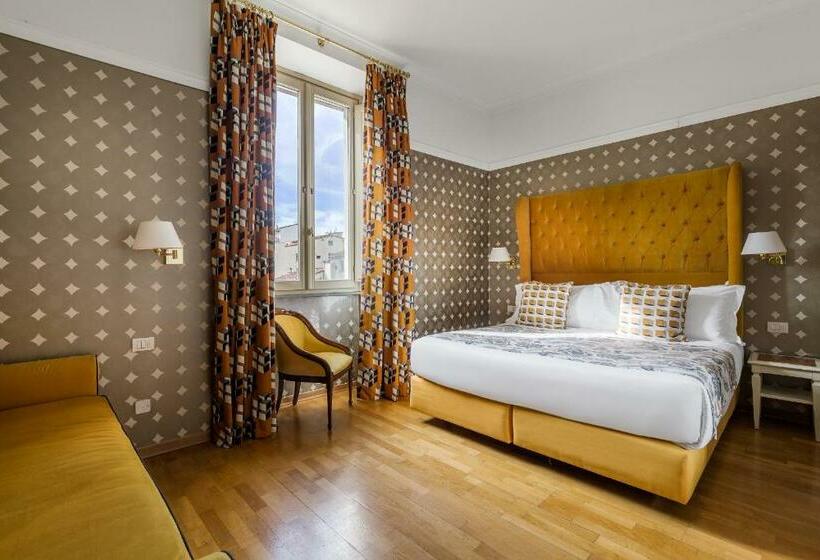 اتاق لوکس, Room Mate Luca