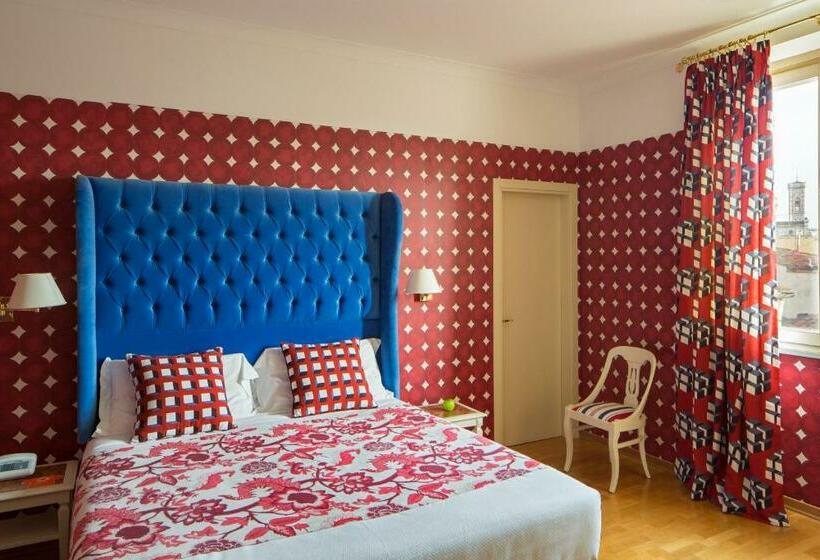 اتاق لوکس سه تخته, Room Mate Luca