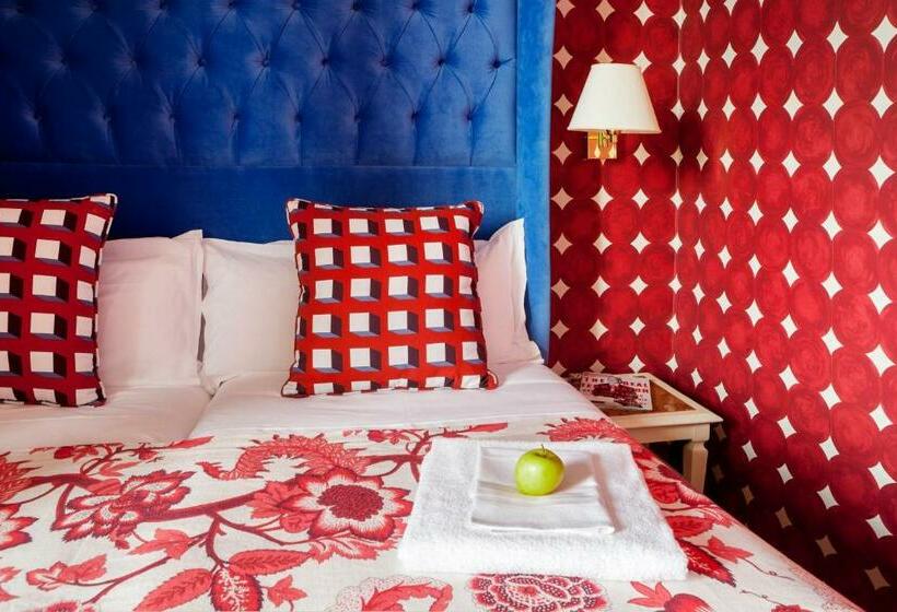 اتاق لوکس, Room Mate Luca