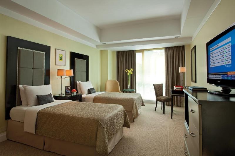 اتاق لوکس سه تخته, Room Mate Luca