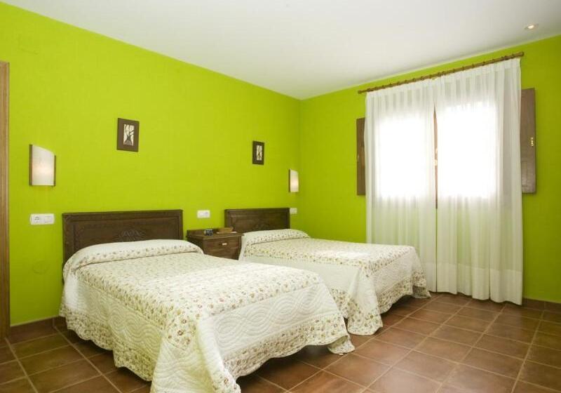 اتاق خانوادگی, Turismo Rural Suquin