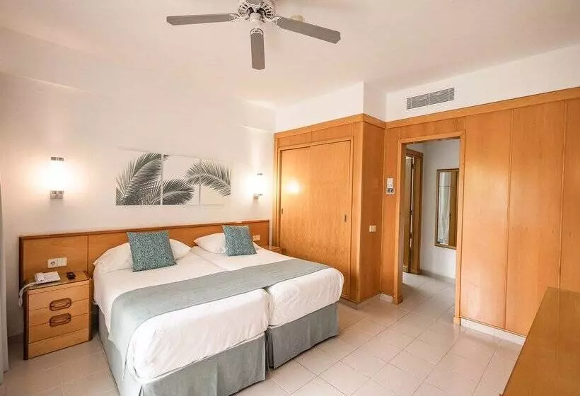 اتاق سوپریور با چشم‌انداز استخر, Servatur Don Miguel - Adults Only