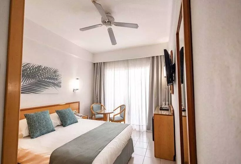 اتاق سوپریور با چشم‌انداز استخر, Servatur Don Miguel - Adults Only