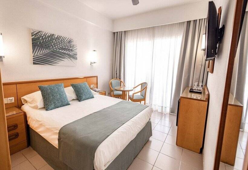 Quarto Superior Vista Piscina, Servatur Don Miguel - Adults Only