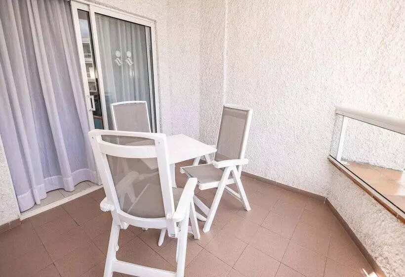 اتاق سوپریور با چشم‌انداز استخر, Servatur Don Miguel - Adults Only