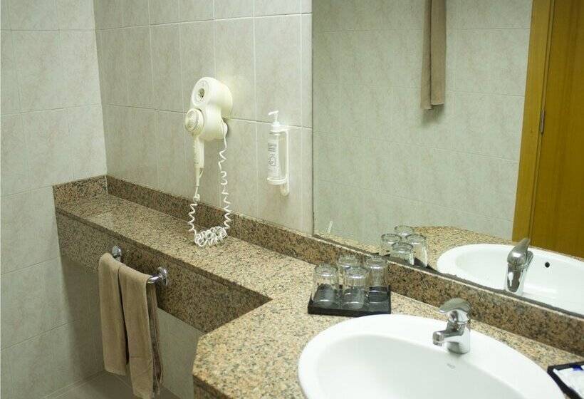 Quarto Superior Vista Piscina, Servatur Don Miguel - Adults Only