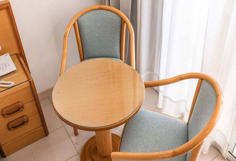 חדר סופריור נוף לבריכה, Servatur Don Miguel - Adults Only