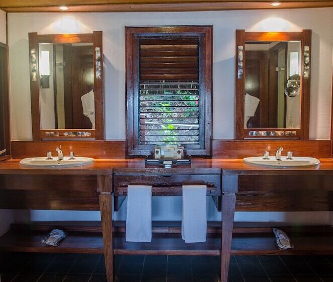 بانگلوی لوکس, Sofitel Bora Bora Private Island