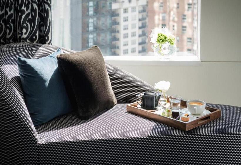 חדר סופריור עם מיטת קינג, Sofitel Chicago Magnificent Mile
