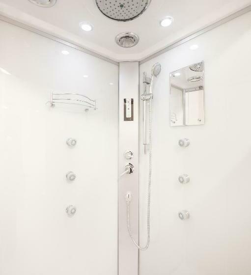 Camera Standard, Strozzi Palace