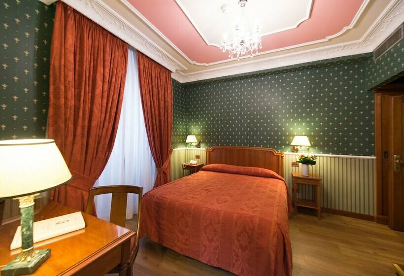 Camera Standard, Strozzi Palace