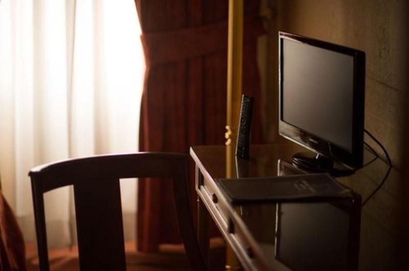 Camera Standard, Strozzi Palace