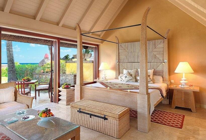 فيلا ديلوكس غرفتين نوم مزودة بحمام سباحة, The Oberoi Beach Resort, Mauritius